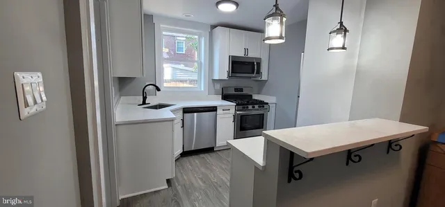 $2,900 | 138 Dale Street, Alexandria, VA 22305