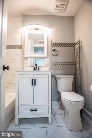 $2,900 | 138 Dale Street, Alexandria, VA 22305