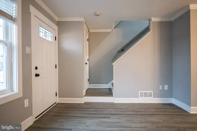 $2,900 | 138 Dale Street, Alexandria, VA 22305