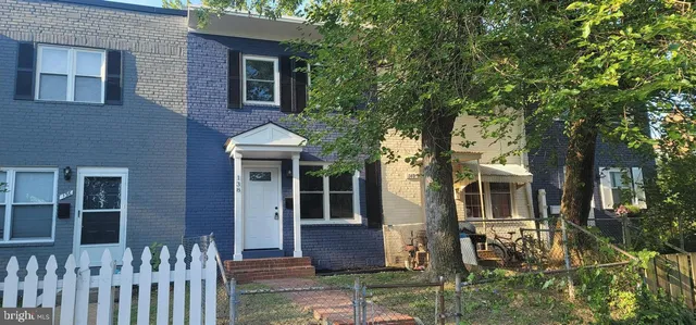 $2,900 | 138 Dale Street, Alexandria, VA 22305
