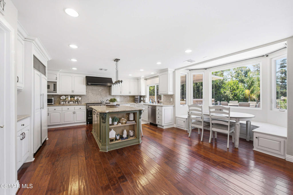 453 Highland Road Simi Valley, CA 93065 - Photo 15 of 100