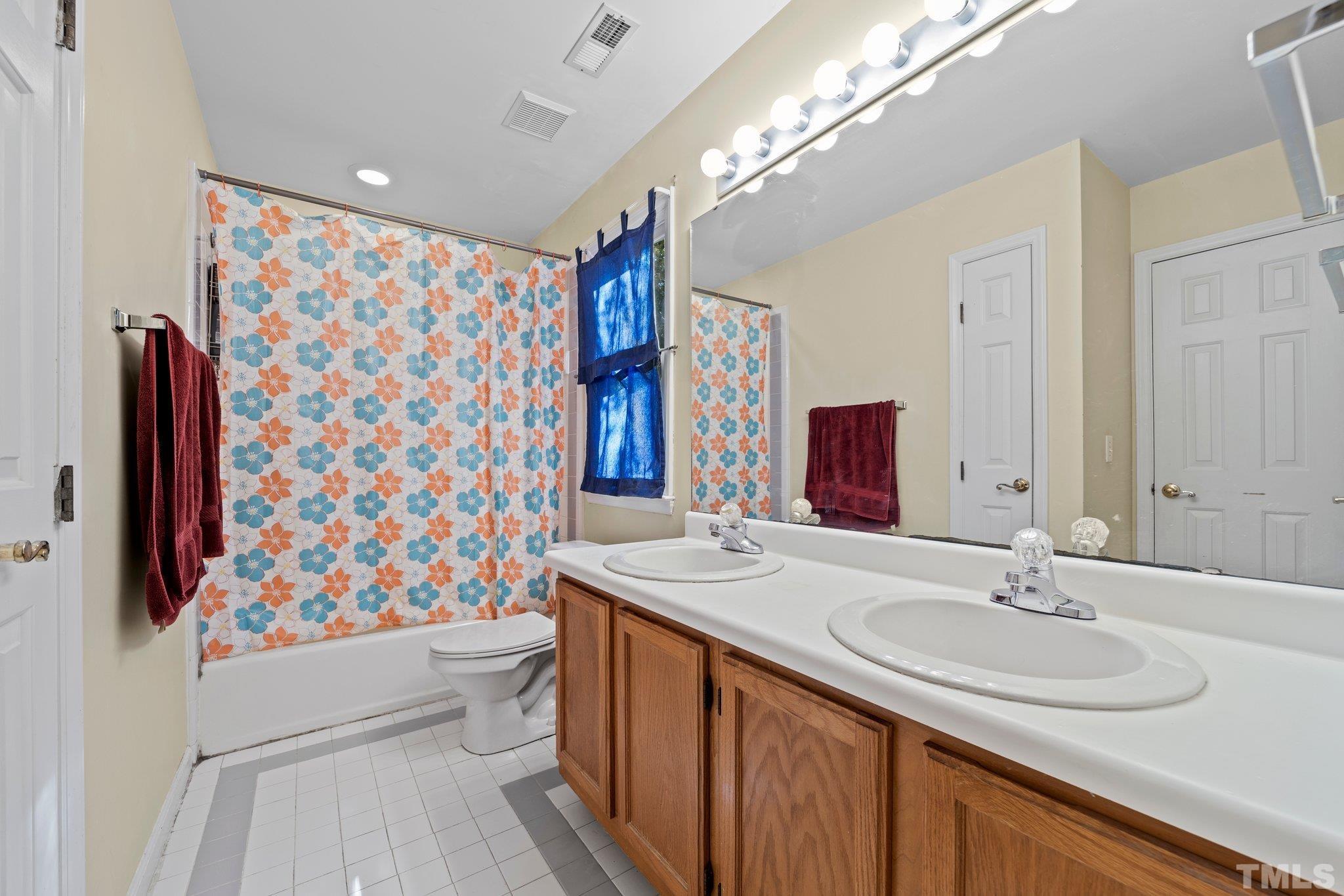 1616 Lethbridge Court Raleigh, NC 27606 - Photo 16 of 21 Gallery Image 16
