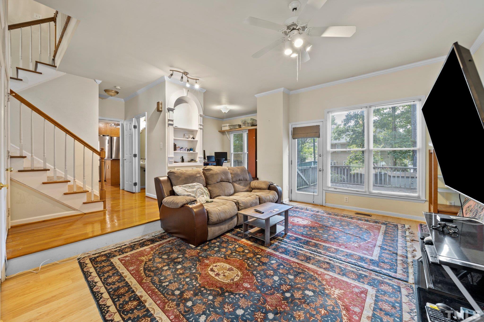 1616 Lethbridge Court Raleigh, NC 27606 - Photo 4 of 21 Gallery Image 4