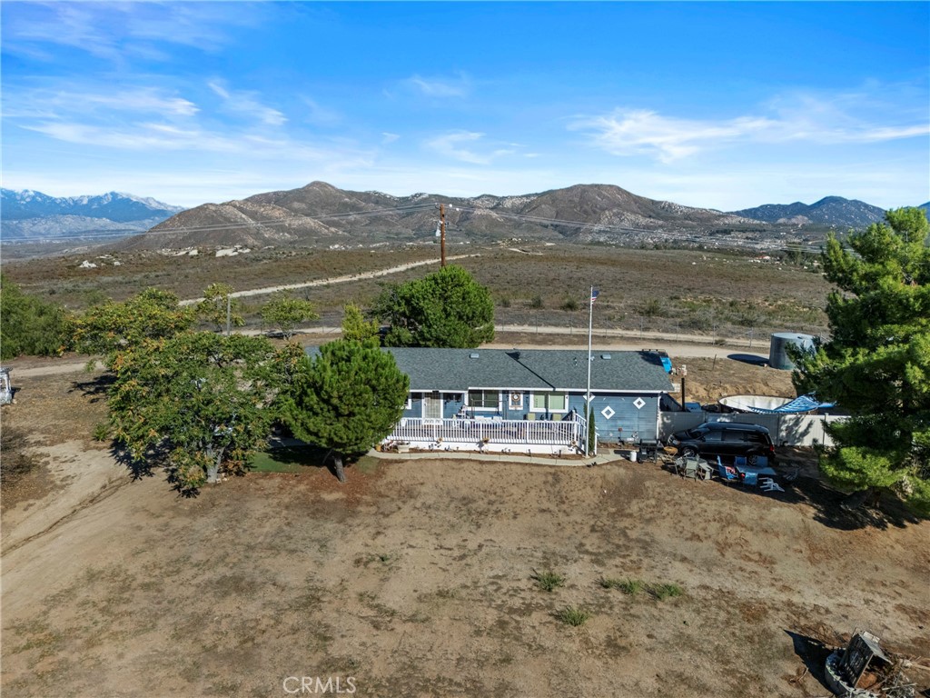 33945 Red Mountain Road Hemet, CA 92544 - Photo 12 of 30 a view of city and mountain