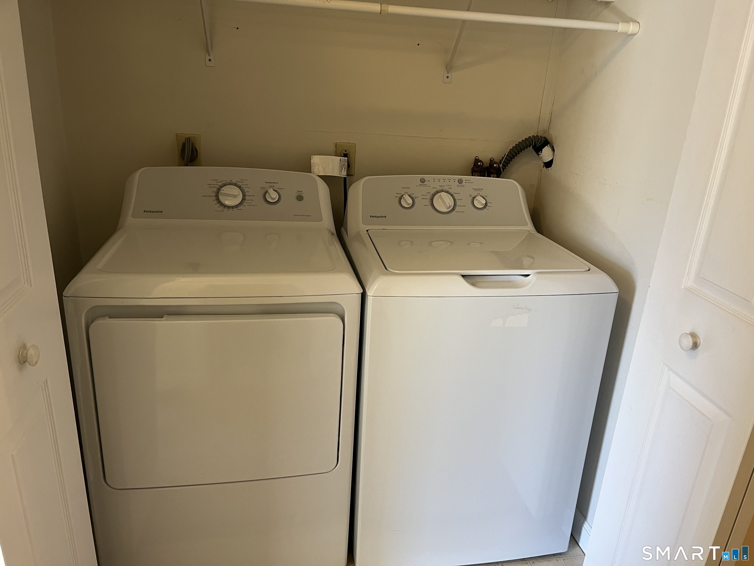 202 Windgate Circle, Unit E Monroe, CT 06468 - Photo 13 of 18