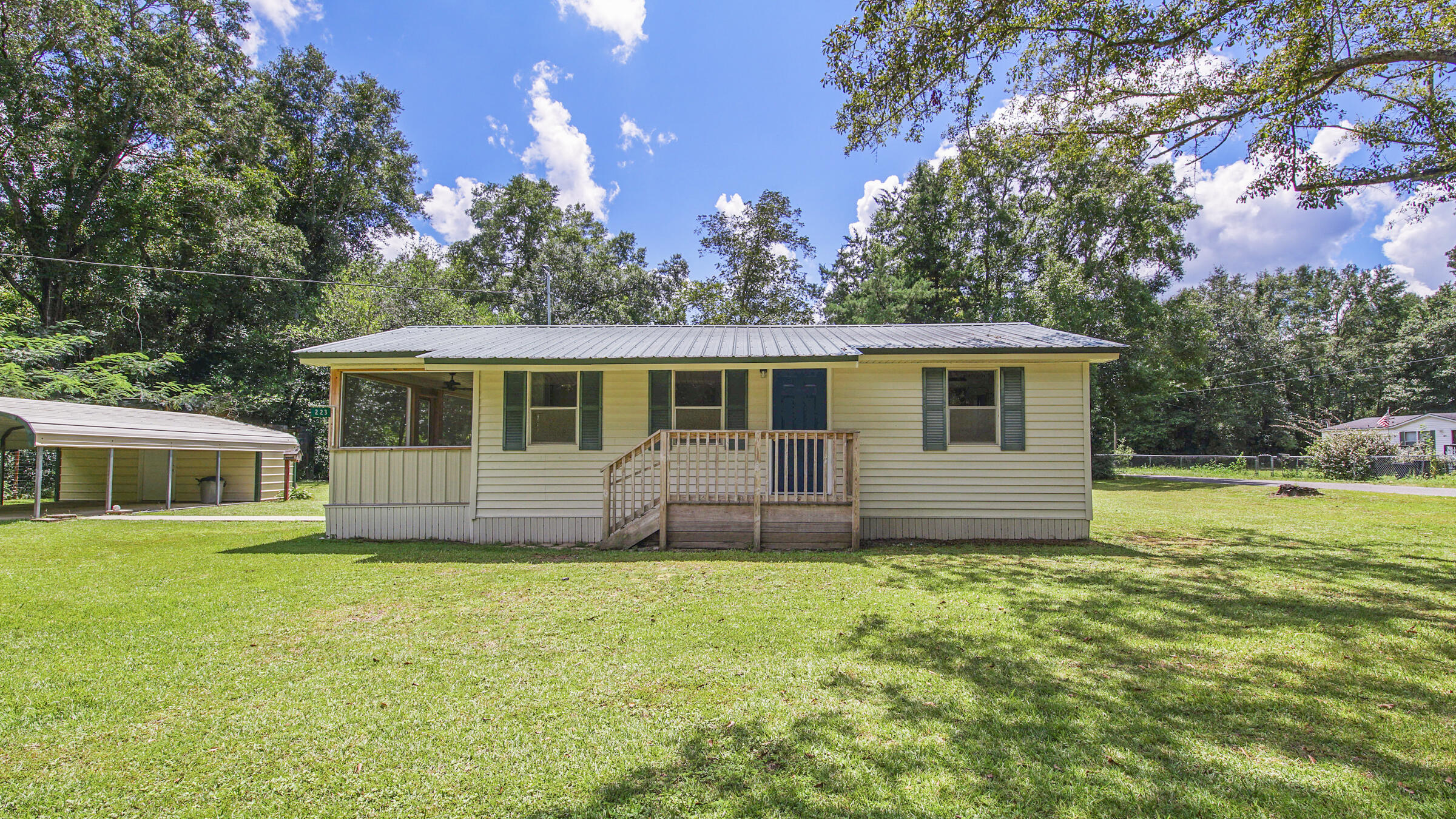 223 Turner Road DeFuniak Springs, FL 32433 - Photo 1 of 30 DSC08752
