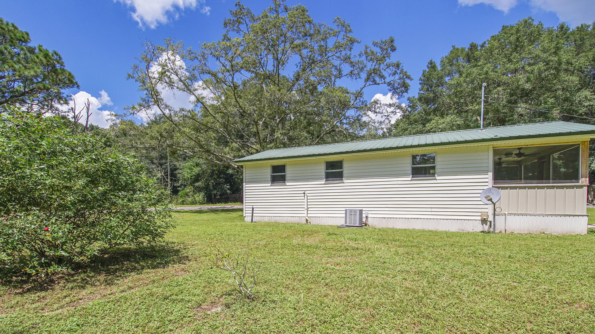 223 Turner Road DeFuniak Springs, FL 32433 - Photo 27 of 30 DSC08737