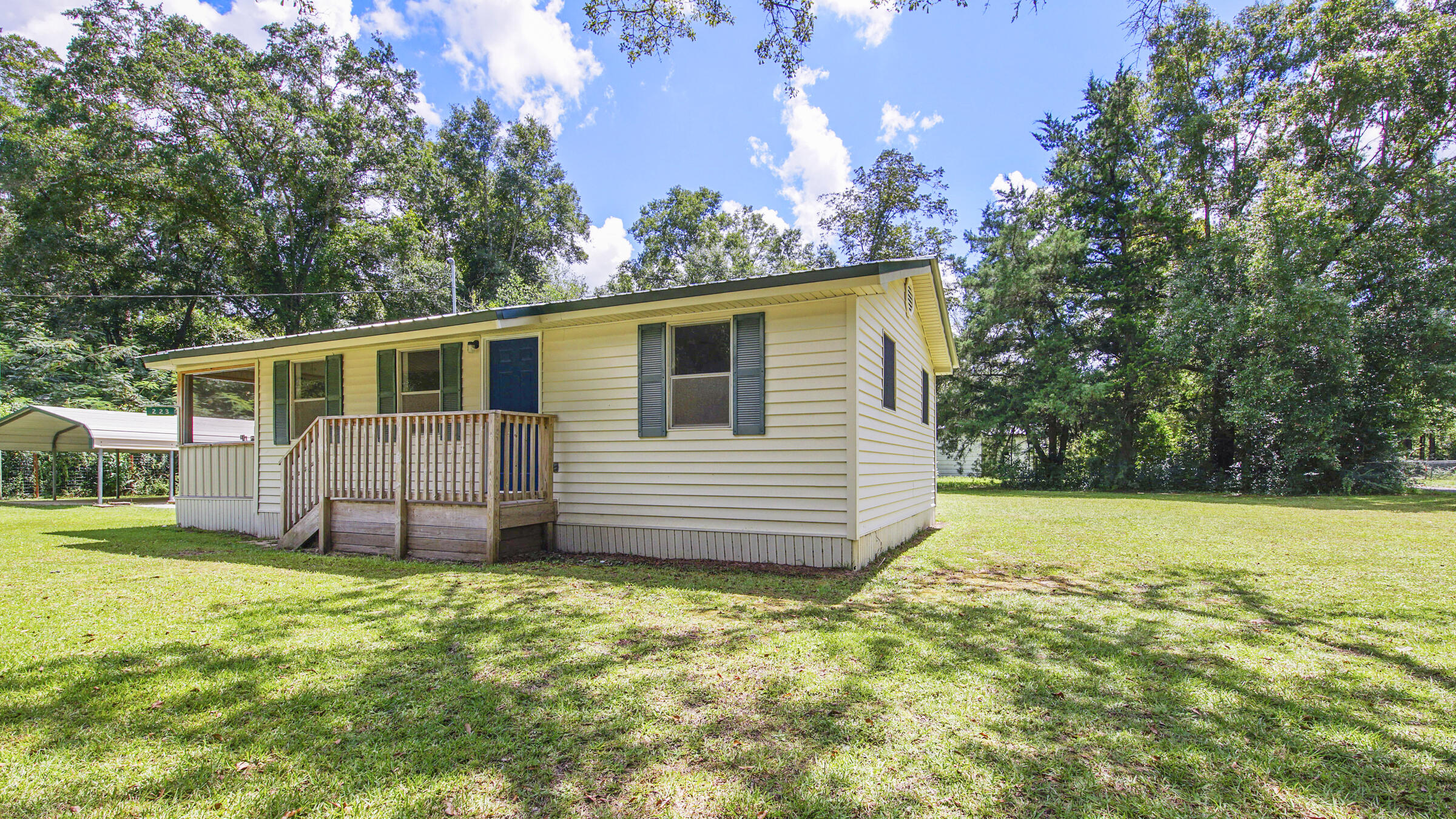 223 Turner Road DeFuniak Springs, FL 32433 - Photo 3 of 30 DSC08749