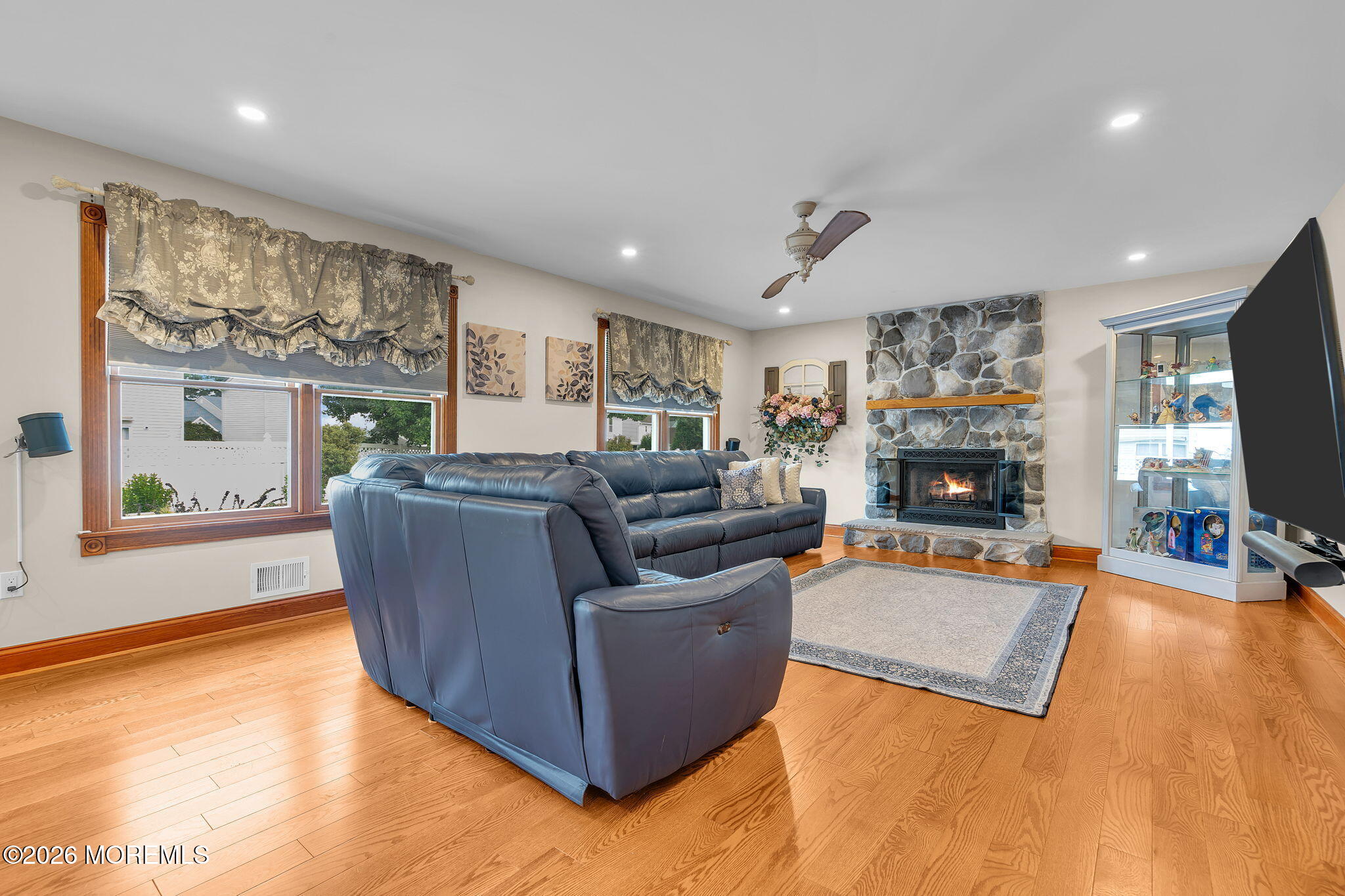 9 Yosemite Road Howell, NJ 07731 - Photo 10 of 47 17-web-or-mls-DSC00168-1