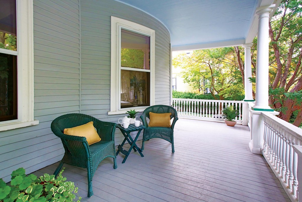 29 Abbottsford Road Brookline, MA 02446 - Photo 10 of 11