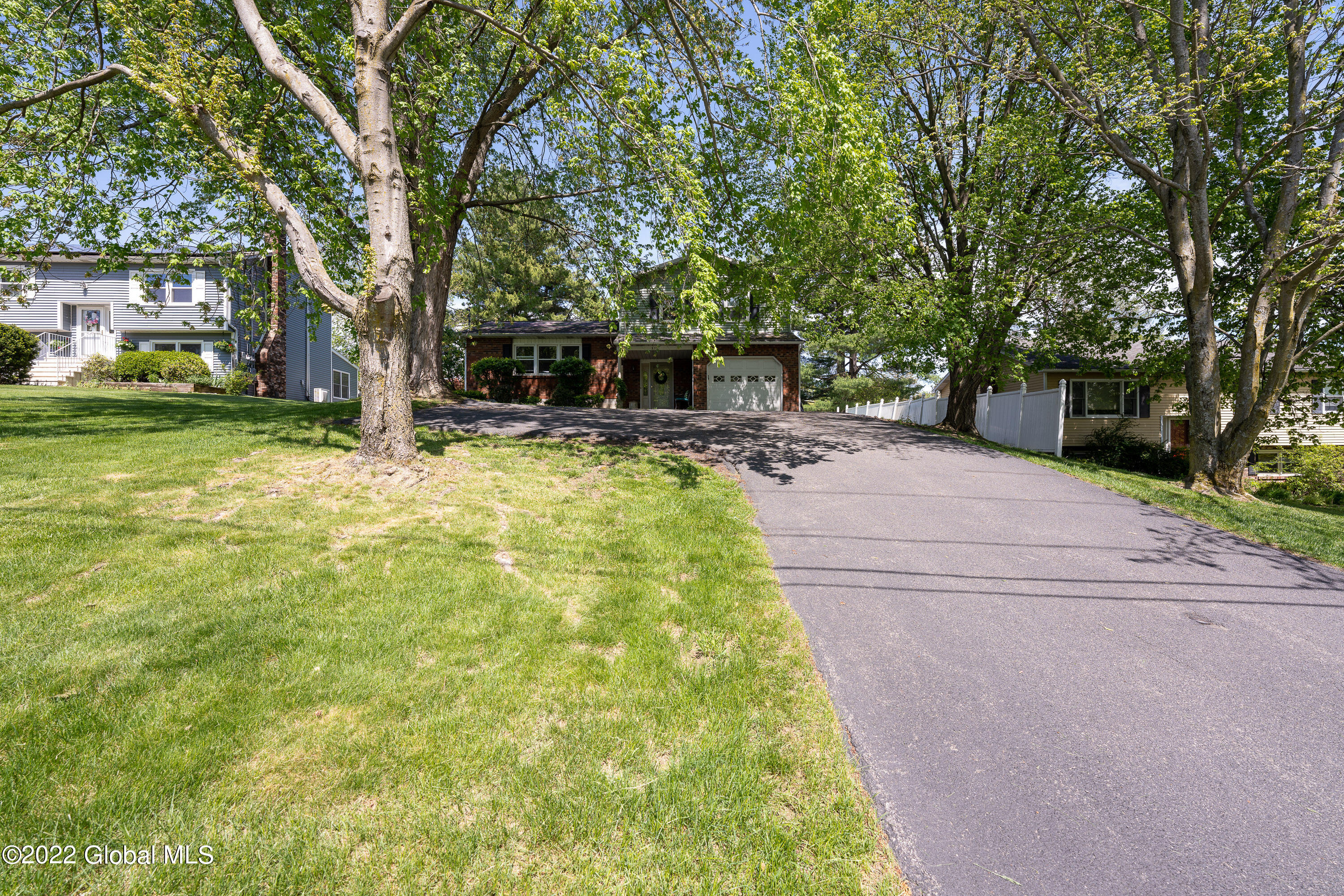 375 Consaul Road Colonie, NY 12304 - Photo 5 of 70 0 Front 3