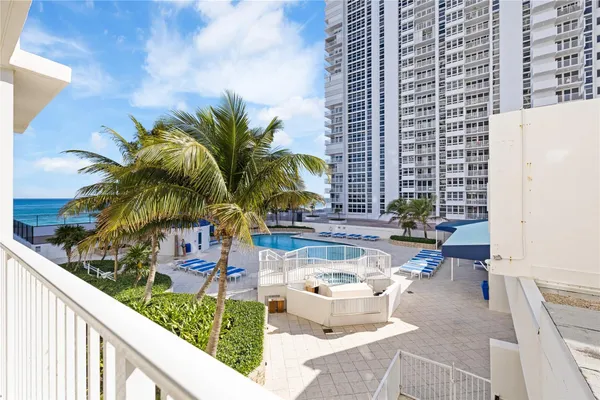 $4,600 | 1360 South Ocean Boulevard, Unit 403, Pompano Beach, FL 33062