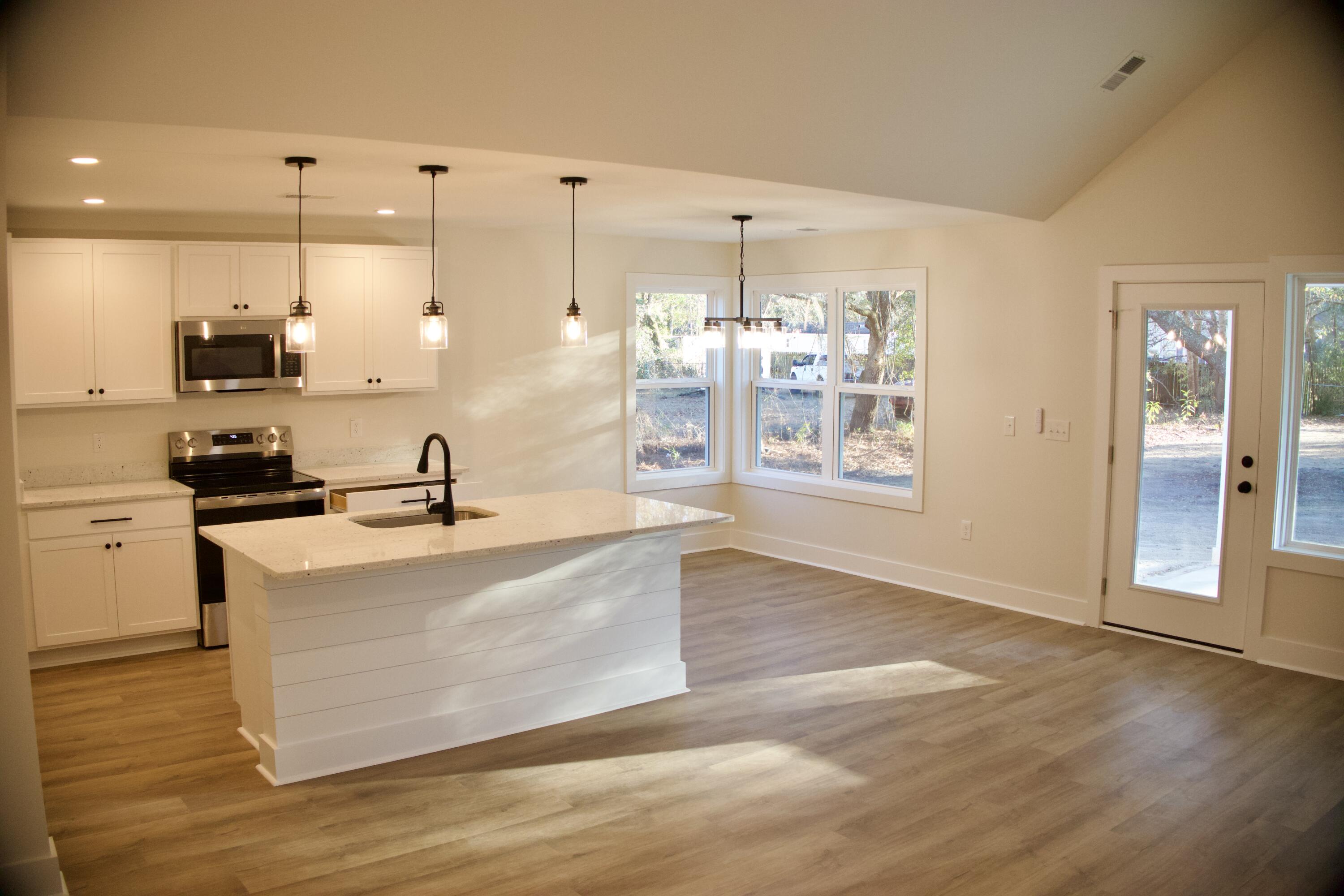 6239 Ballpark Road Hollywood, SC 29449 - Photo 4 of 21 IMG_0692