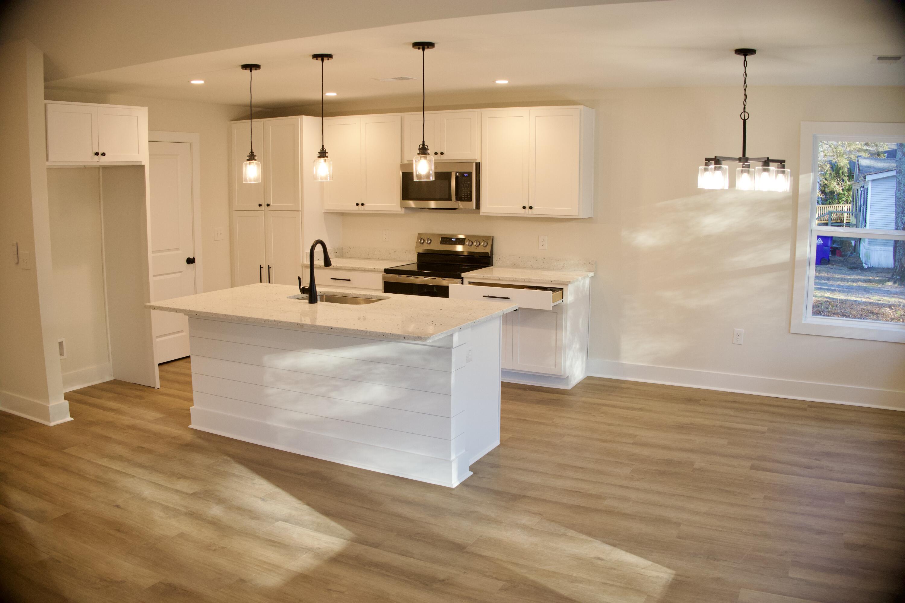 6239 Ballpark Road Hollywood, SC 29449 - Photo 5 of 21 IMG_0690