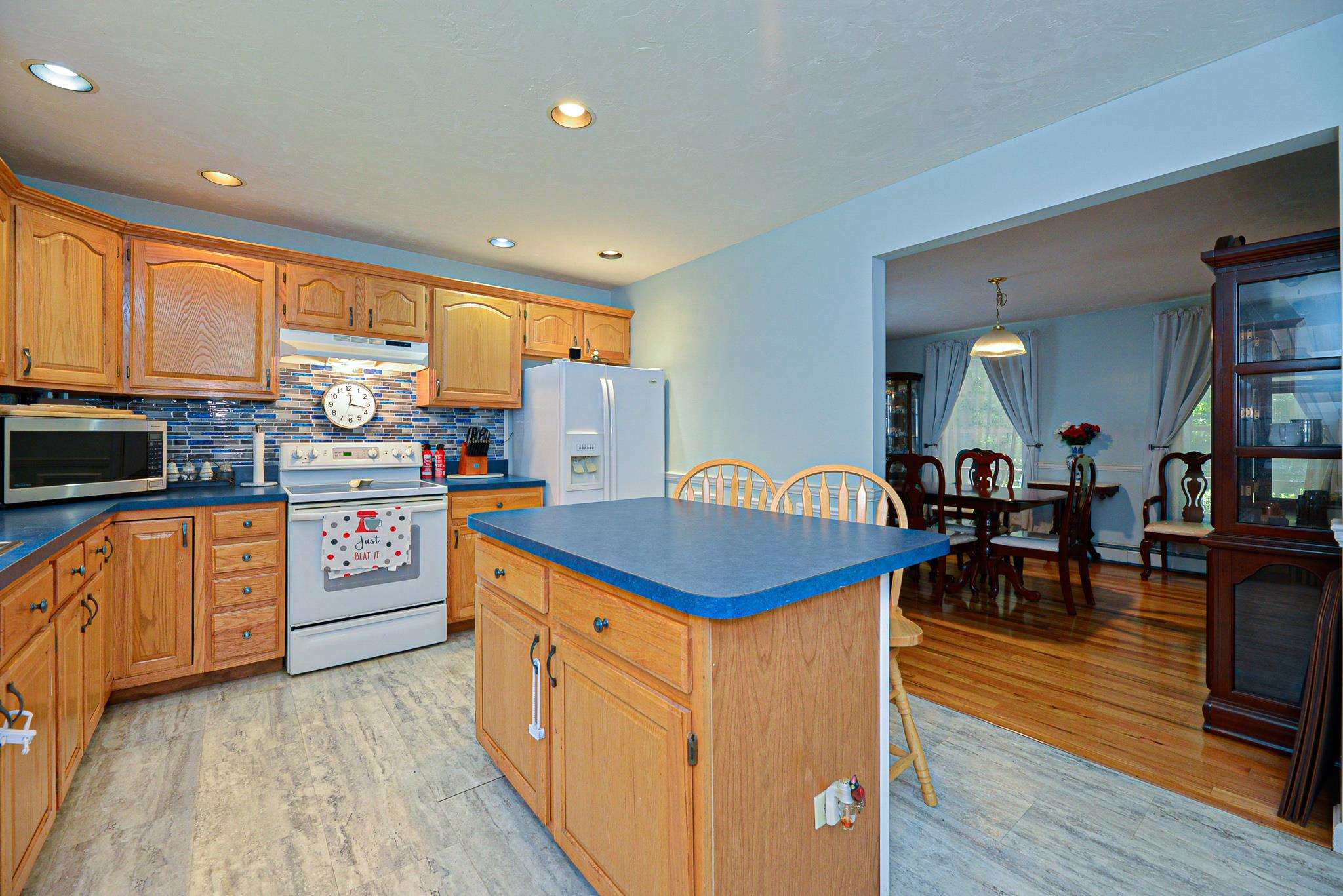 132 Kennard Road Nottingham, NH 03290 - Photo 11 of 39 Gallery Image 11
