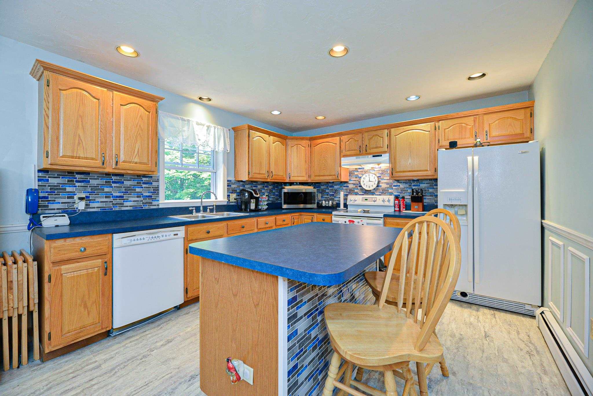 132 Kennard Road Nottingham, NH 03290 - Photo 12 of 39 Gallery Image 12