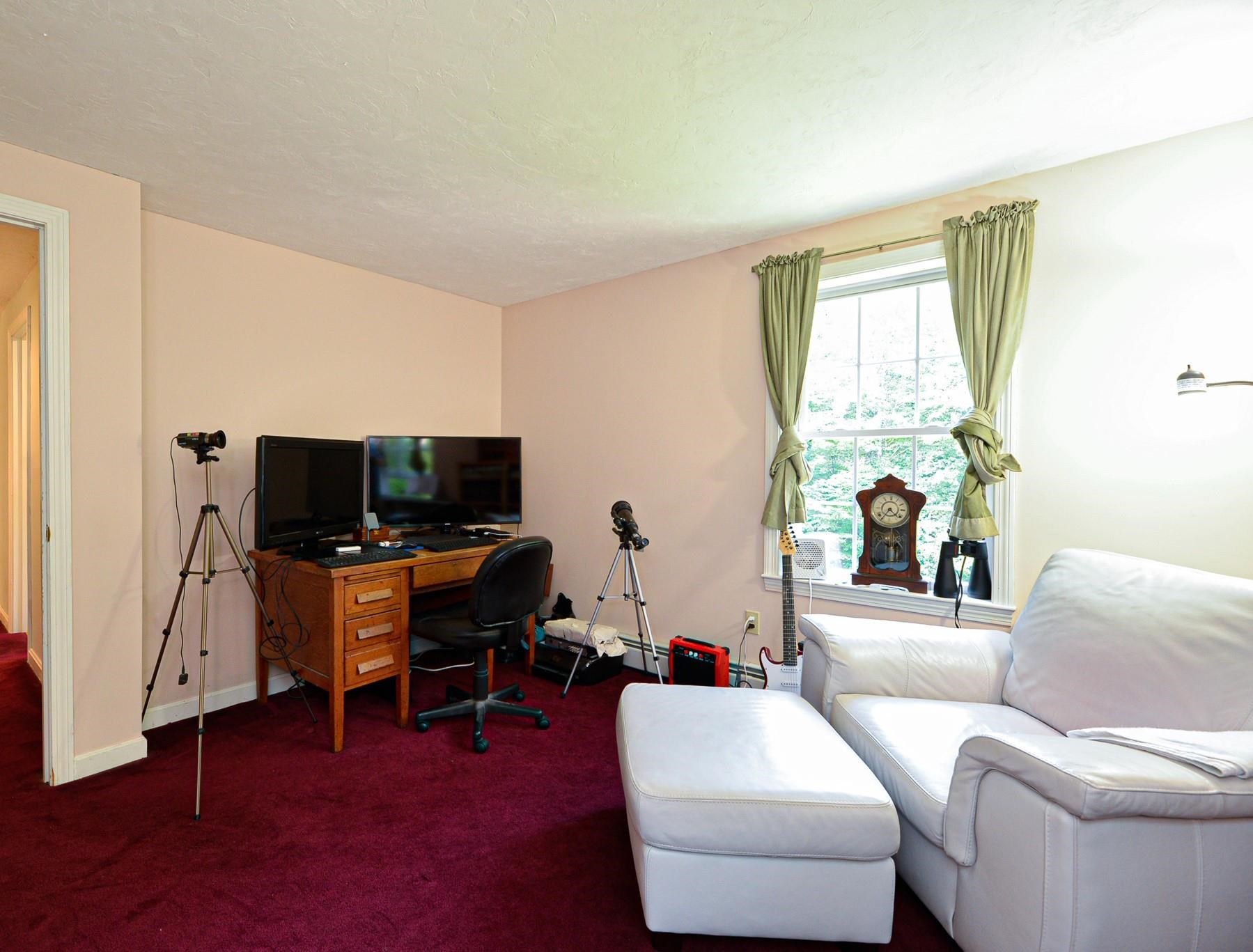 132 Kennard Road Nottingham, NH 03290 - Photo 22 of 39 Gallery Image 22