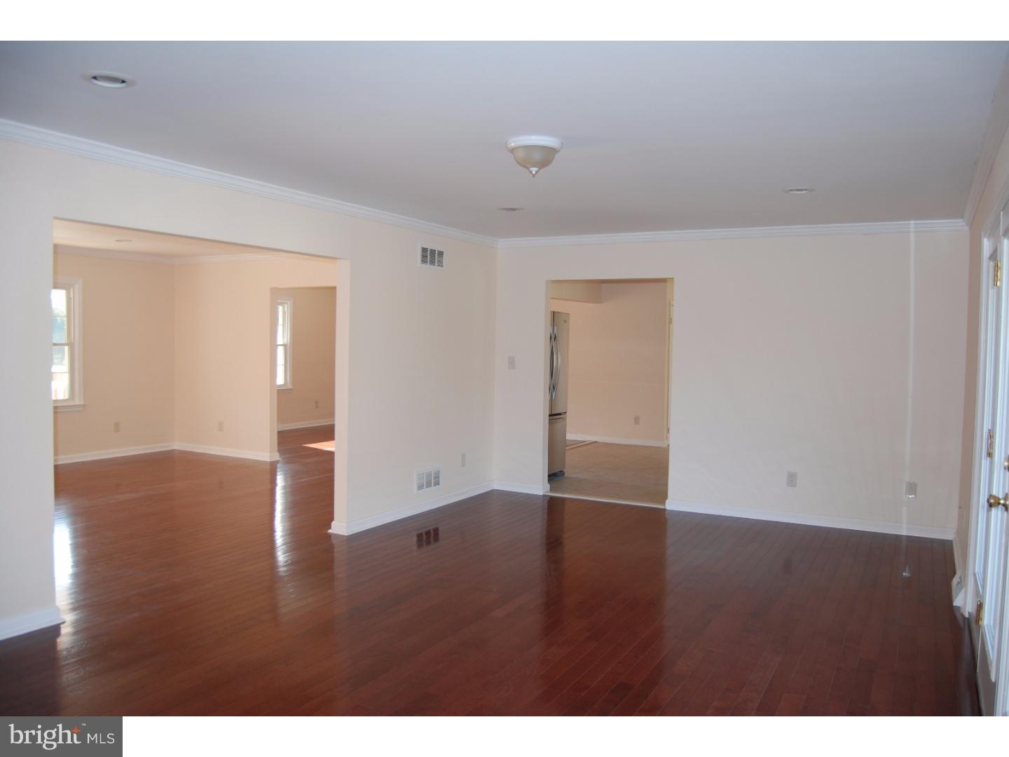 671 Old Porter Road Bear, DE 19701 - Photo 4 of 25 Living Room