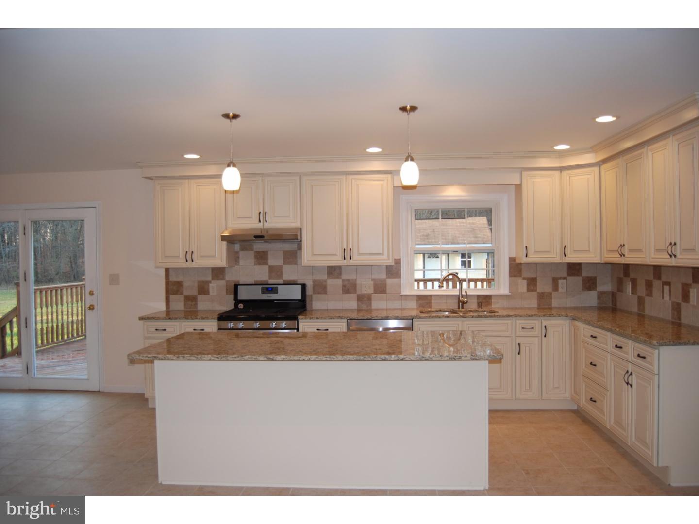 671 Old Porter Road Bear, DE 19701 - Photo 9 of 25 Kitchen