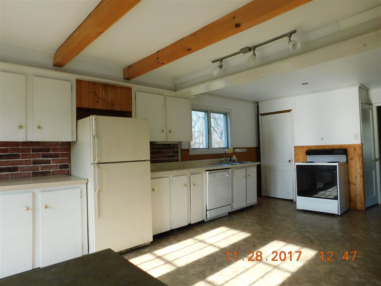 86 Bo's Place Rutland Town, VT 05701 - Photo 8 of 12 Gallery Image 8