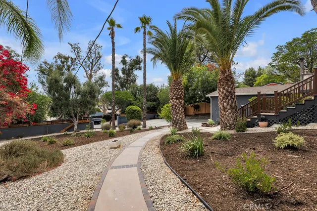 $7,000 | 19419 West Oxnard Street, Tarzana, CA 91356