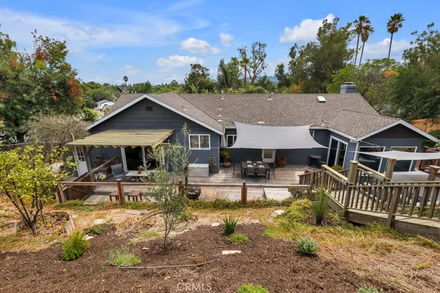 $7,000 | 19419 West Oxnard Street, Tarzana, CA 91356