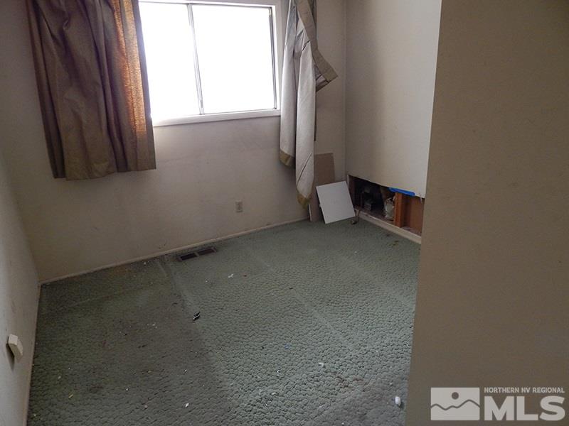 1270 Alturas Avenue Reno, NV 89503 - Photo 8 of 17 Photo 8