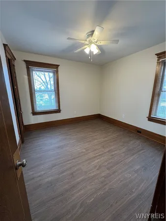 $1,995 | 121 Humboldt Parkway, Unit B, Buffalo, NY 14214