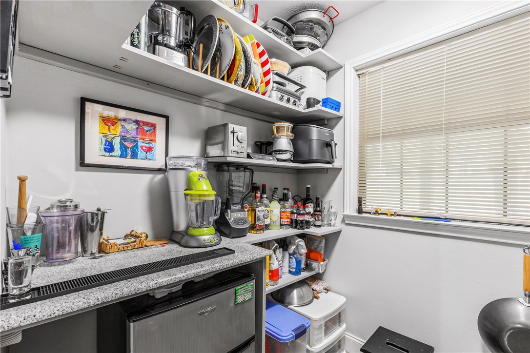 2015 Pinewood Drive Bryan, TX 77807 - Photo 12 of 36