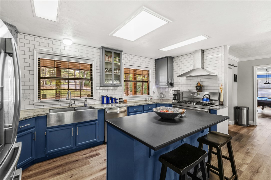 2015 Pinewood Drive Bryan, TX 77807 - Photo 2 of 36