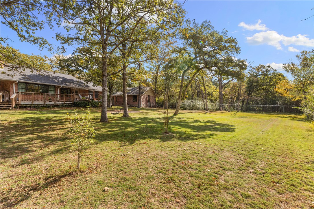 2015 Pinewood Drive Bryan, TX 77807 - Photo 30 of 36