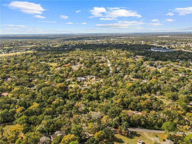 $539,000 | 2015 Pinewood Drive, Bryan, TX 77807