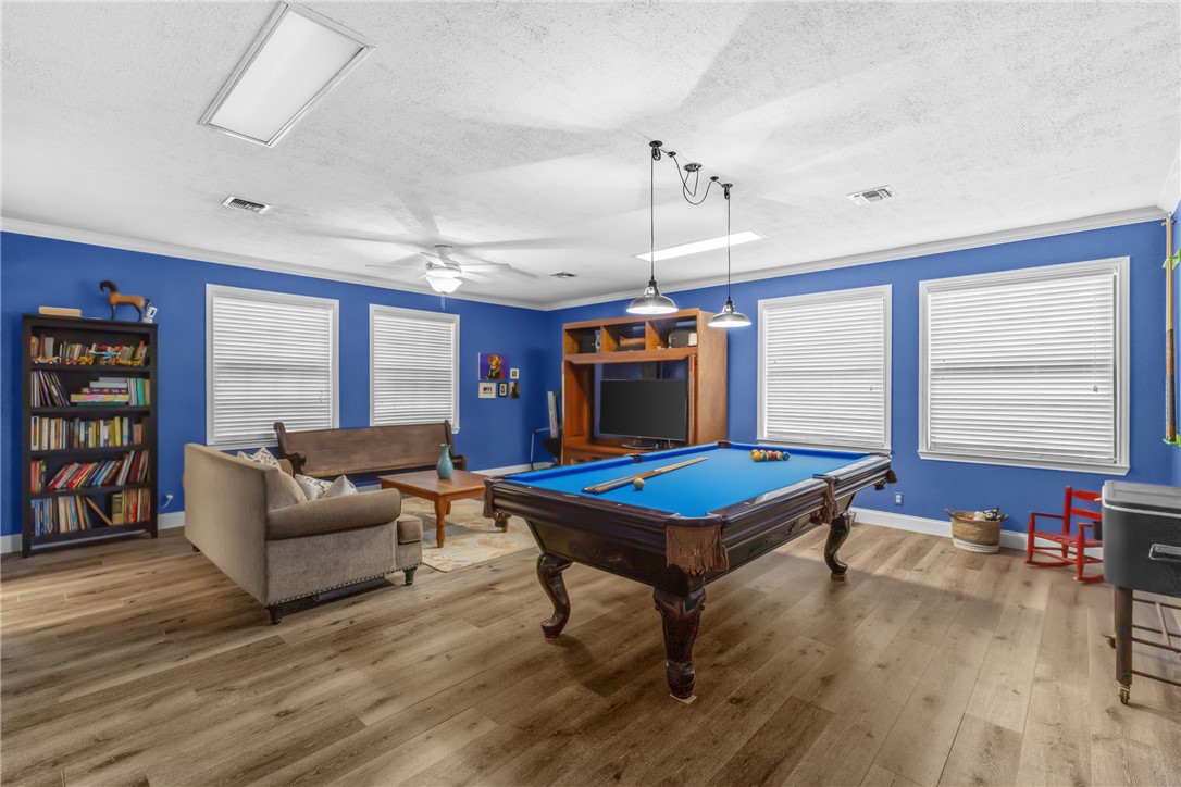 2015 Pinewood Drive Bryan, TX 77807 - Photo 5 of 36