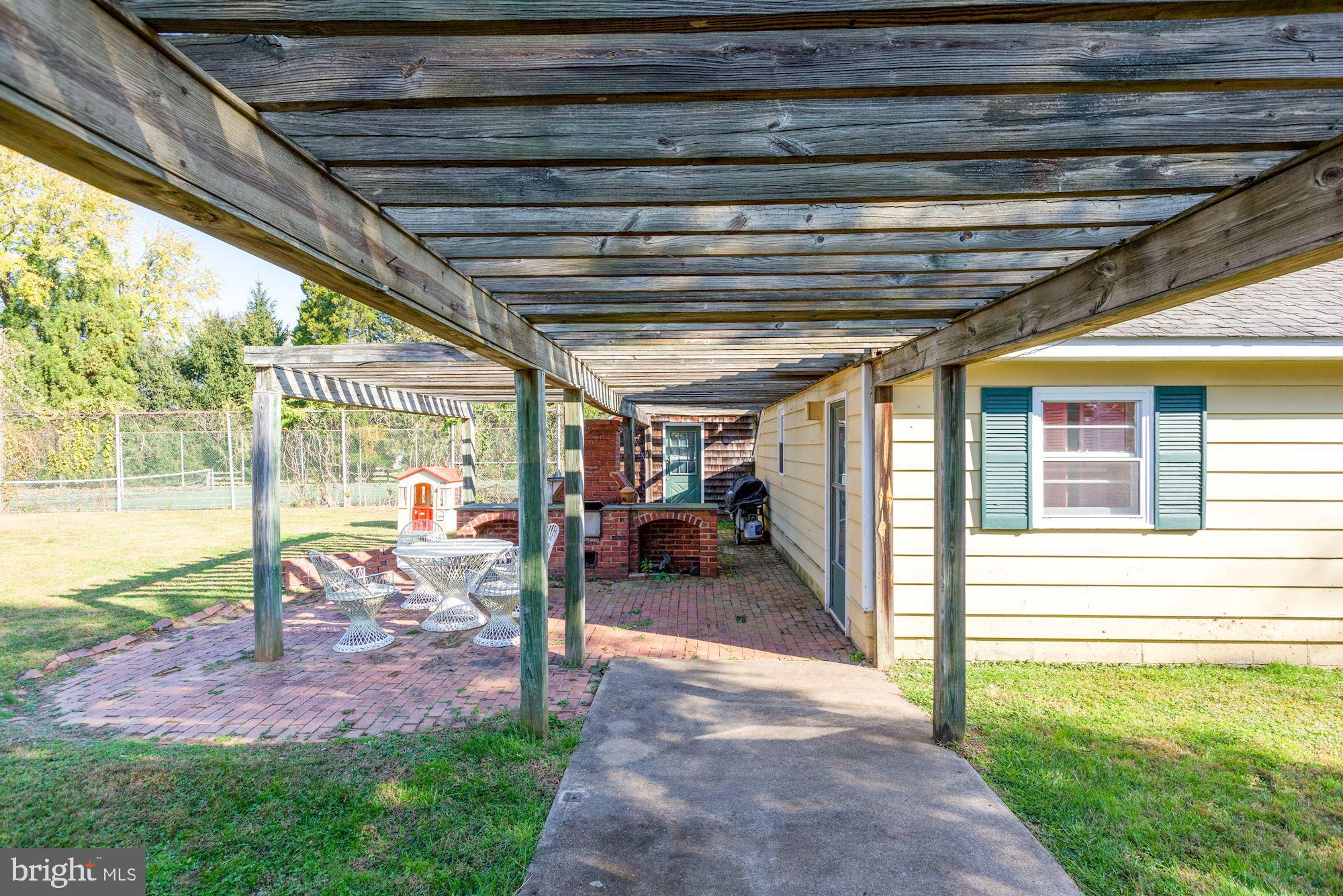 10809 South Glen Road Potomac, MD 20854 - Photo 21 of 27 Pergola Walkway to "The Get-Away"
