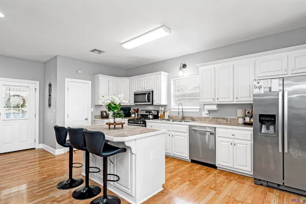 $325,000 | 317 Benjamin Street, New Roads, LA 70760