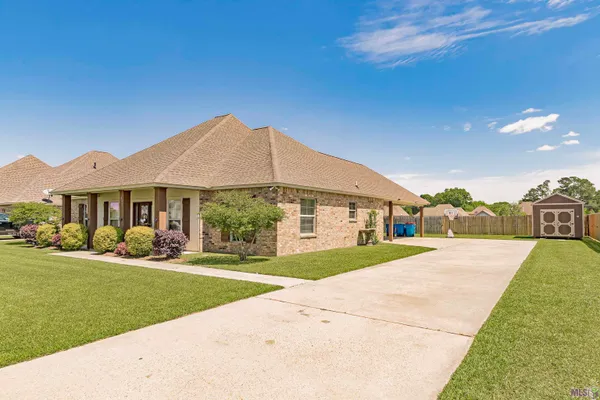 $325,000 | 317 Benjamin Street, New Roads, LA 70760