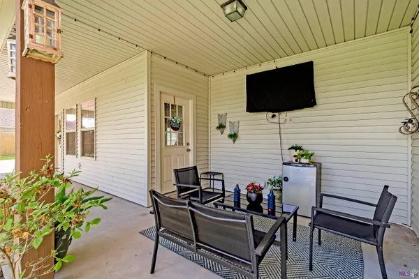 $325,000 | 317 Benjamin Street, New Roads, LA 70760