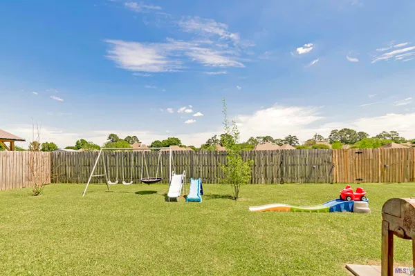 $325,000 | 317 Benjamin Street, New Roads, LA 70760
