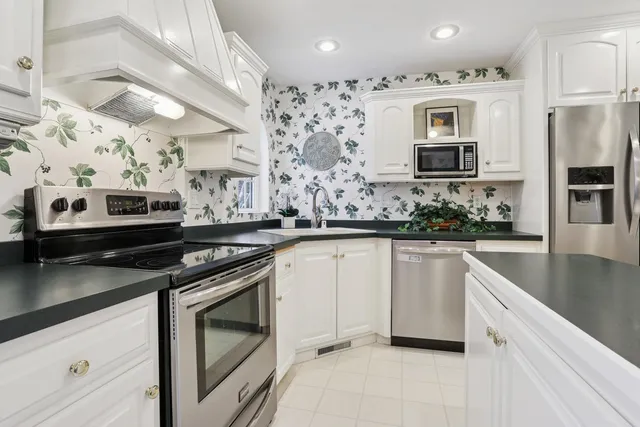 $315,000 | 125 Fieldcrest Drive, Brillion, WI 54110