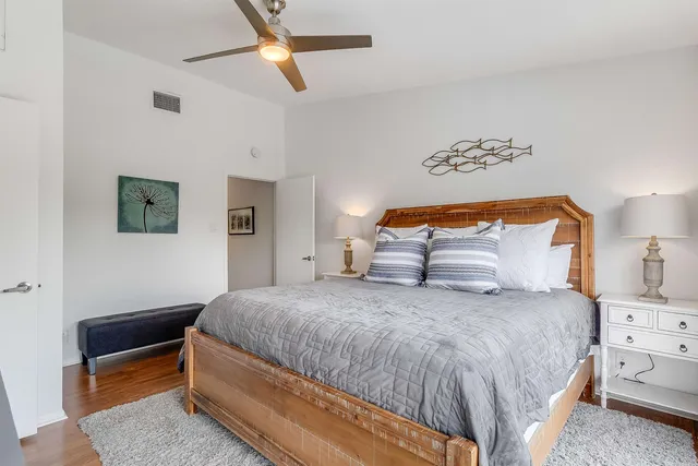 $699,000 | 613 Hi Circle North, Unit E, Horseshoe Bay, TX 78657