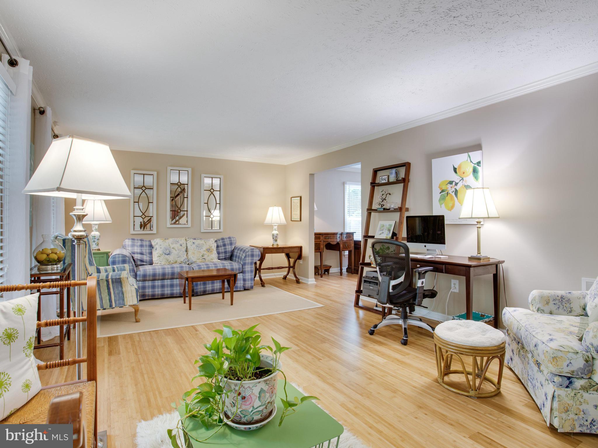 357 Derbyshire Lane Riva, MD 21140 - Photo 4 of 30 Living Room