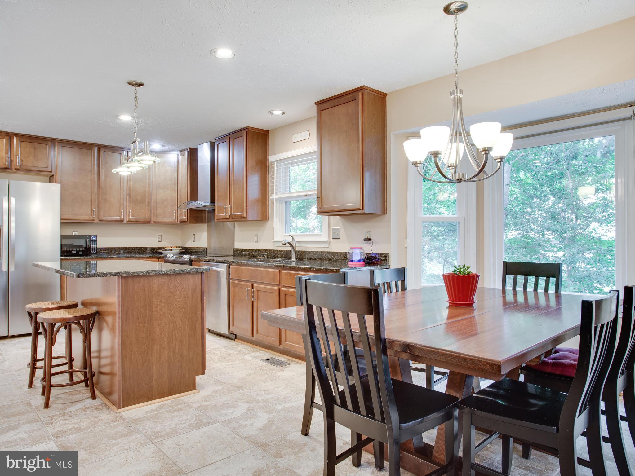 357 Derbyshire Lane Riva, MD 21140 - Photo 8 of 30 Room for everyone :)