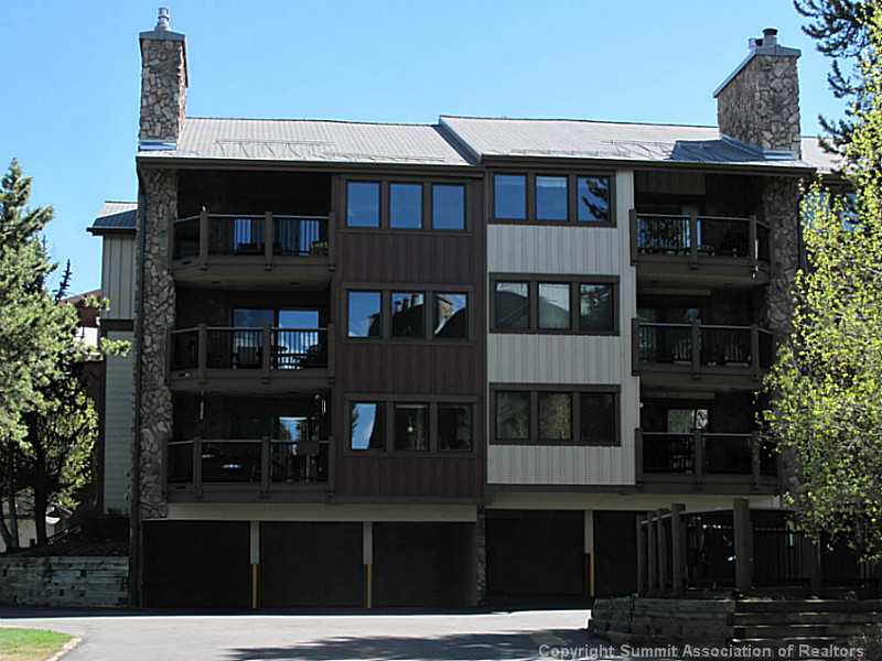 325 Four Oclock Road, Unit 201 Breckenridge, CO 80424 - Photo 17 of 24 Exterior Front.