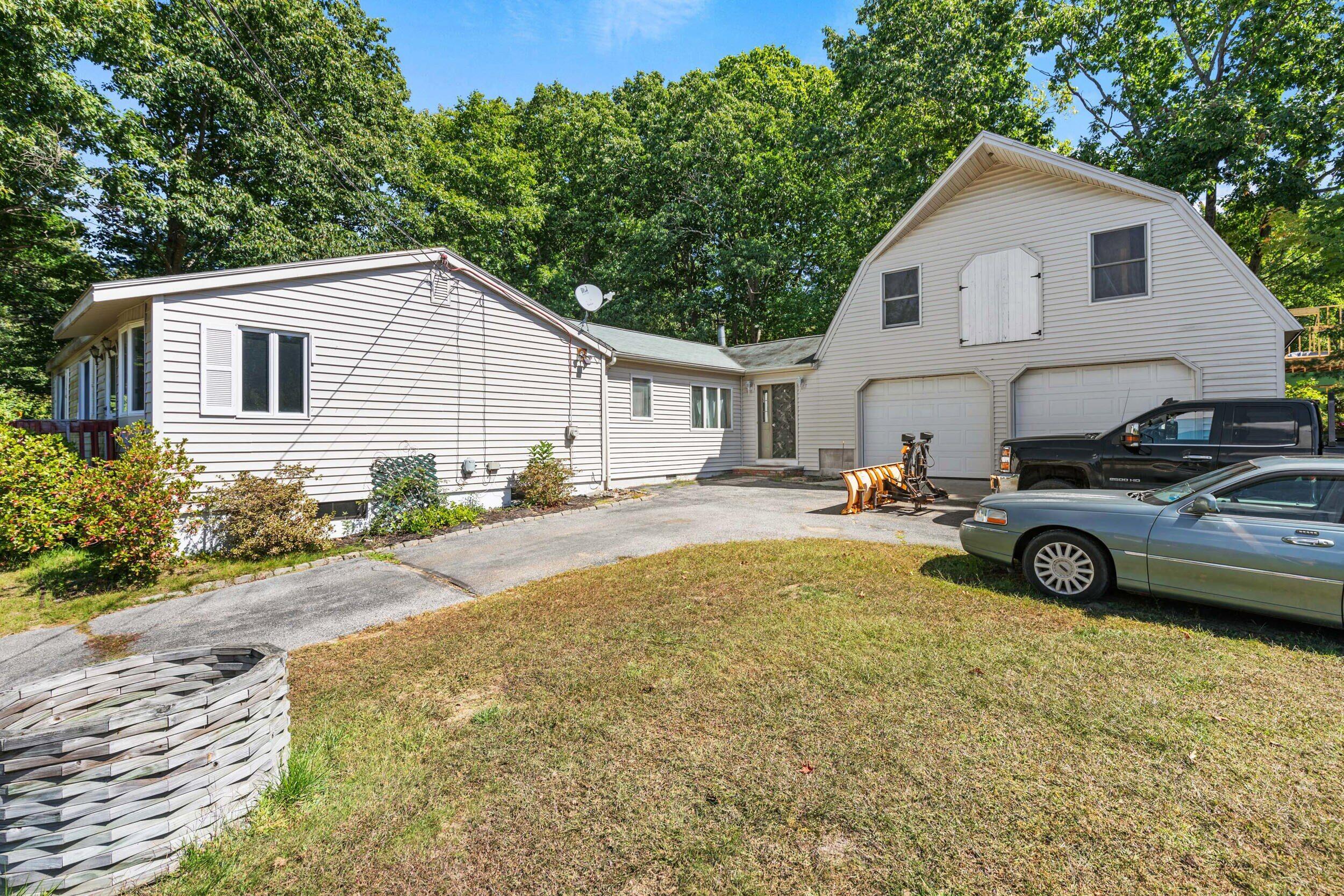 2 Poplar Street Old Orchard Beach, ME 04064 - Photo 2 of 32 2 poplar oob-021