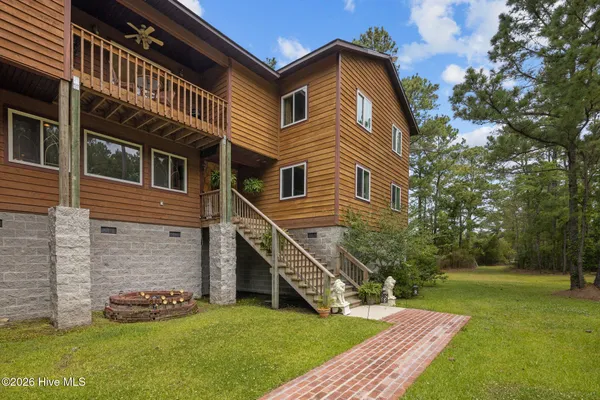 $625,000 | 118 Pine Tree Lane, Bayboro, NC 28515