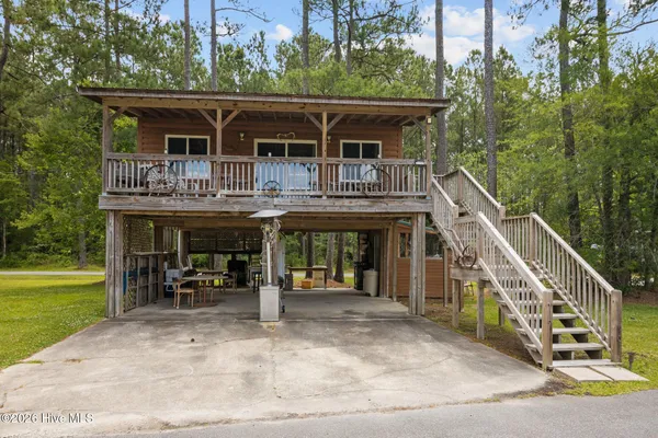 $625,000 | 118 Pine Tree Lane, Bayboro, NC 28515