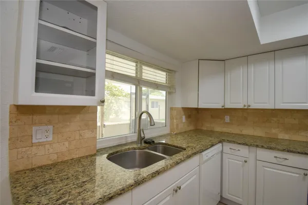 $2,500 | 960 Northwest 49th Street, Deerfield Beach, FL 33064