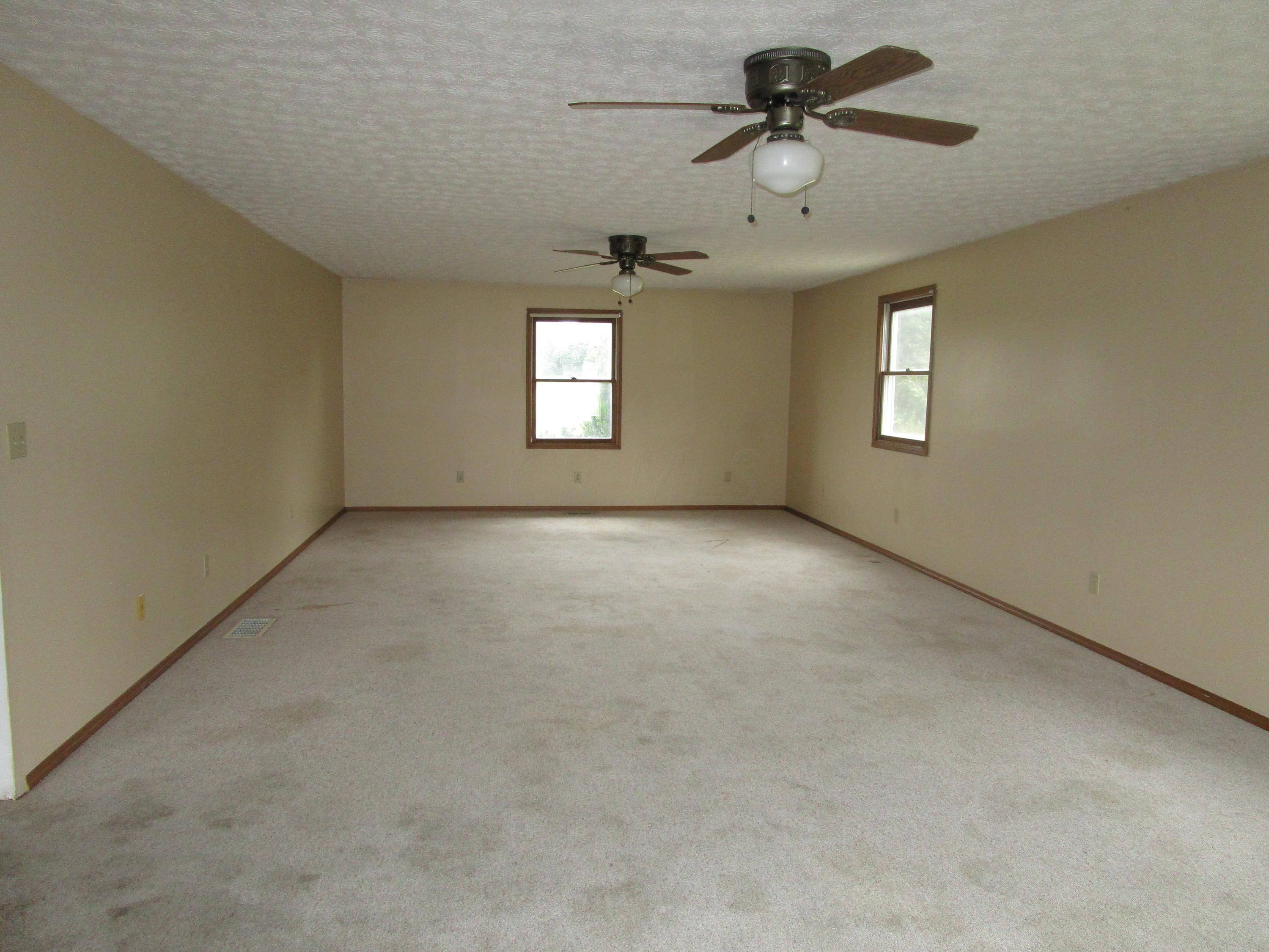 3430 Stringtown Road Northeast Lancaster, OH 43130 - Photo 9 of 16