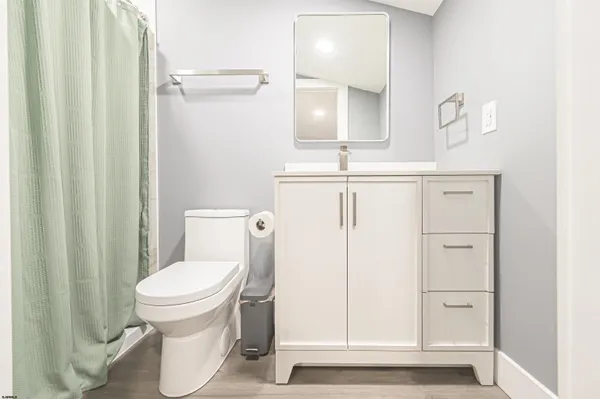$215,000 | 370 Heather Croft, Unit 370, Egg Harbor Township, NJ 08234