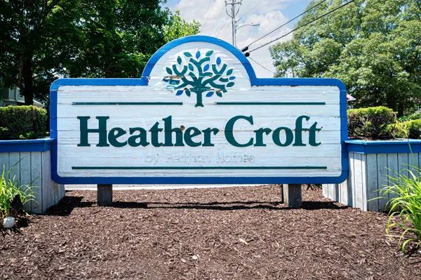 $215,000 | 370 Heather Croft, Unit 370, Egg Harbor Township, NJ 08234